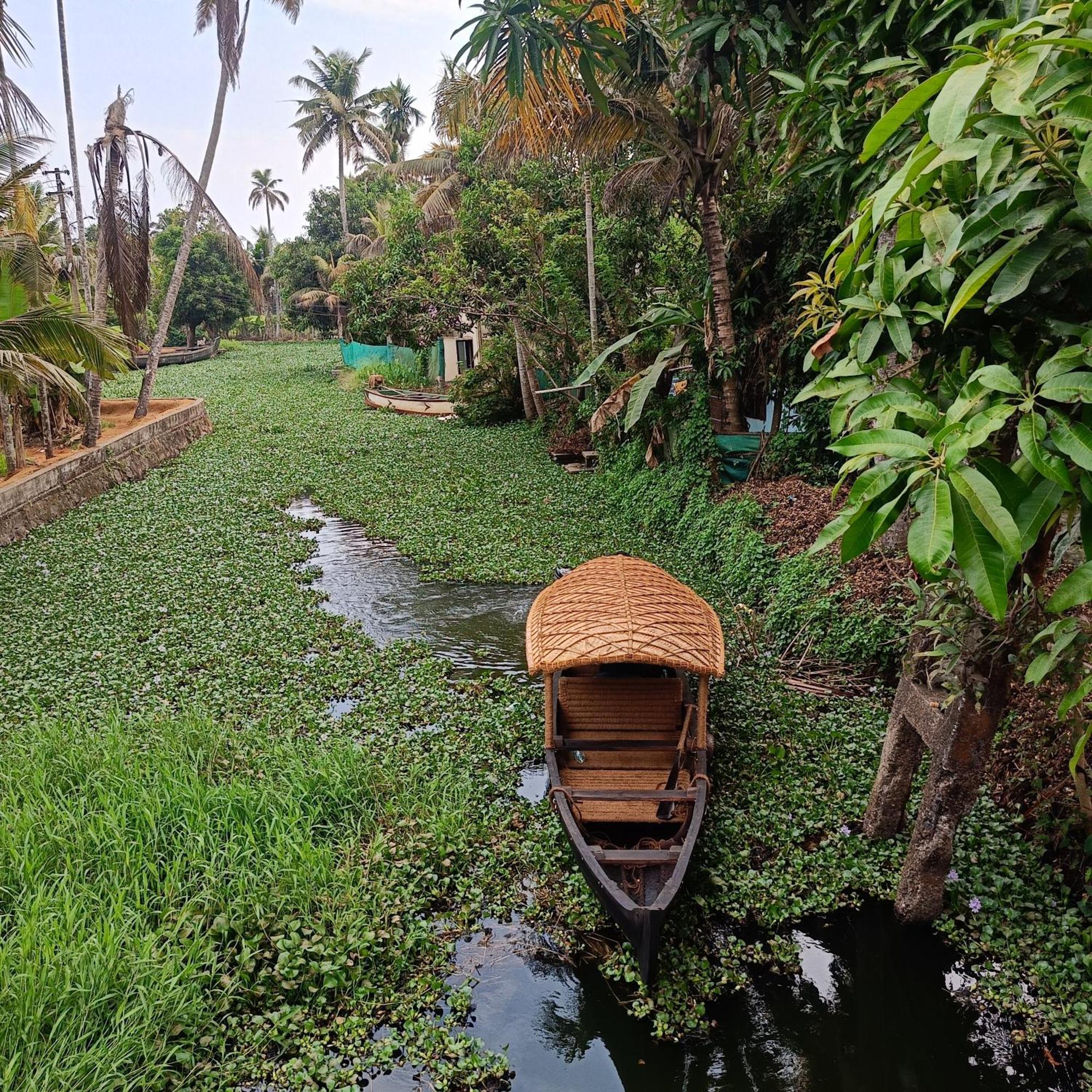 Paddy N Canal Homestay Alappuzha Exterior photo